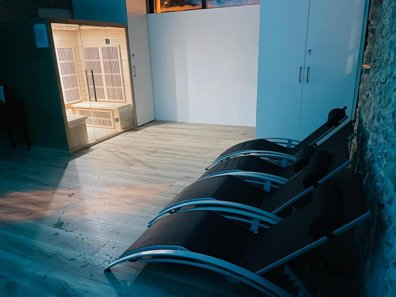 Novecento Luxury&Spa Residence 4 Stelle Montese Exterior photo